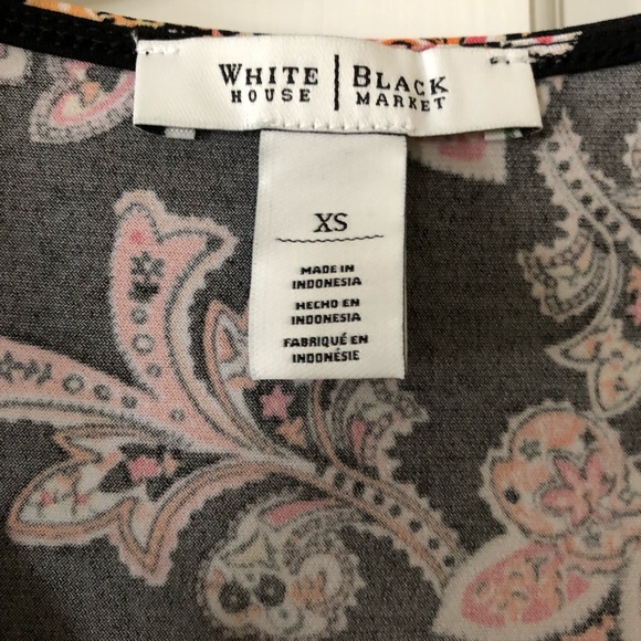 Floral tunic top. - Picture 2 of 4